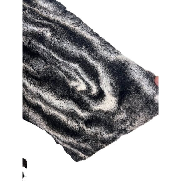 Alfred Dunner Jacket Women 18W Black Faux Fur Old Money Mob Wife Luxury Retro - Picture 3 of 12